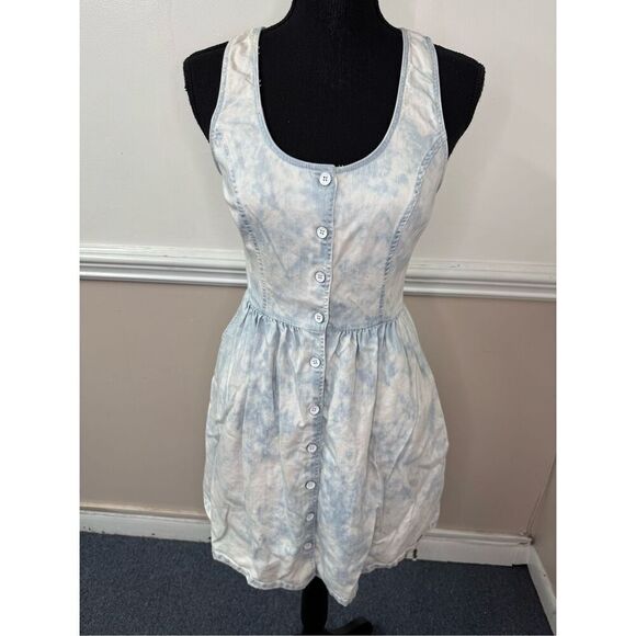 Hollister Denim Acid Wash Button Front Dress with Pockets Size Small - Picture 1 of 10